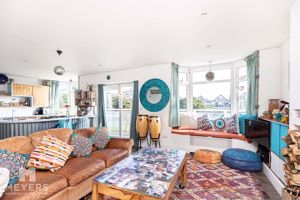 Photo 29- click for photo gallery